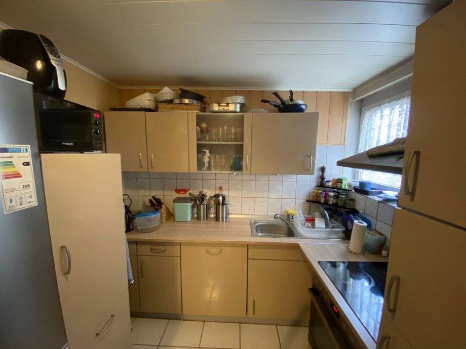 10 K�che Zweifamilienhaus Eschershausen